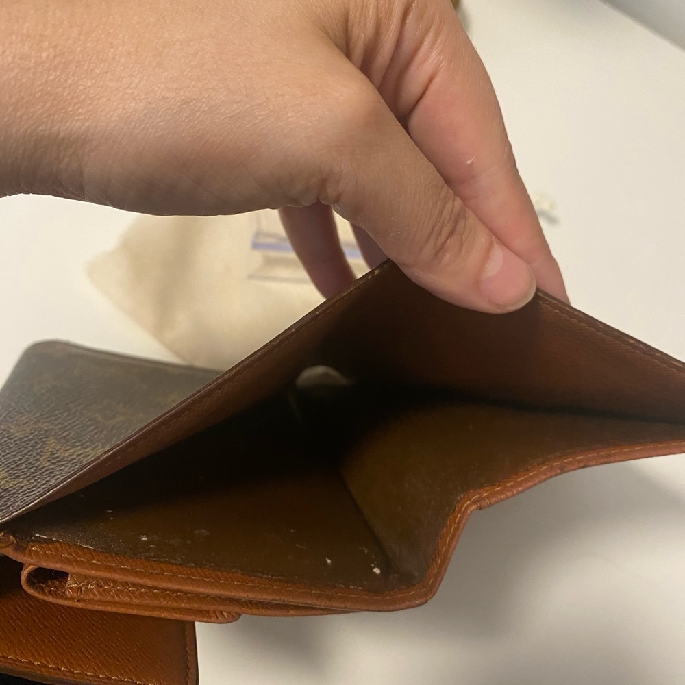 Louis Vuitton Monogram Canvas Brown and Gold Wallet - Picture 15 of 17